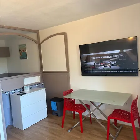 Climatise Sur Le Port De Apartament *