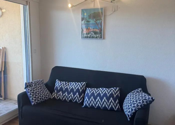 Climatise Sur Le Port De *